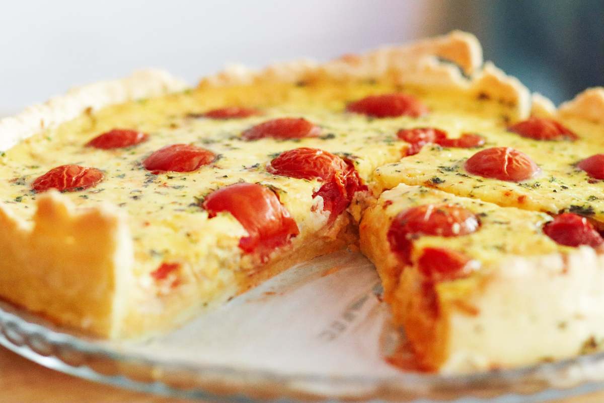 Torta di patate e pomodori pachino, aperitivo in famiglia!