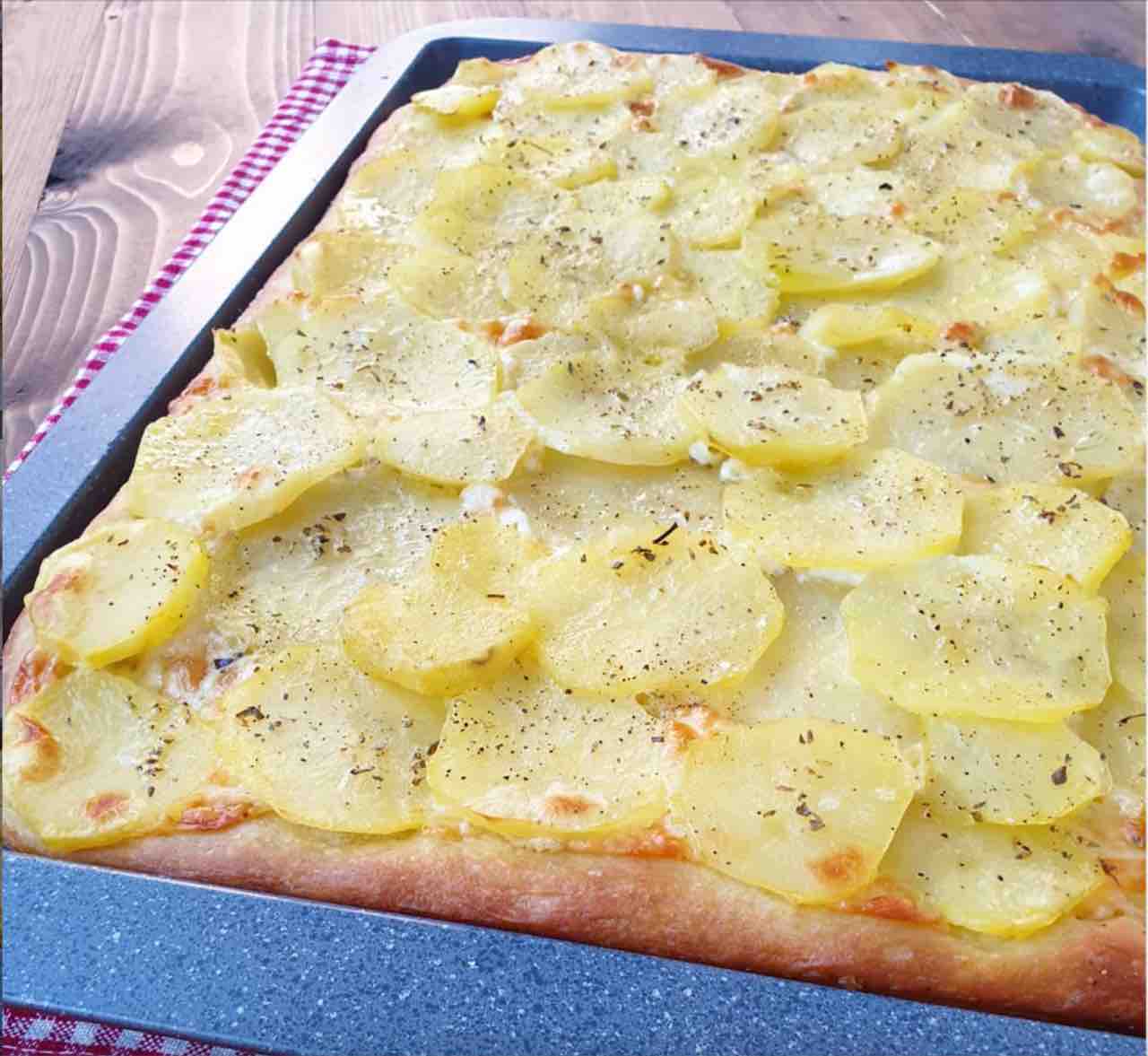 pizza con patate