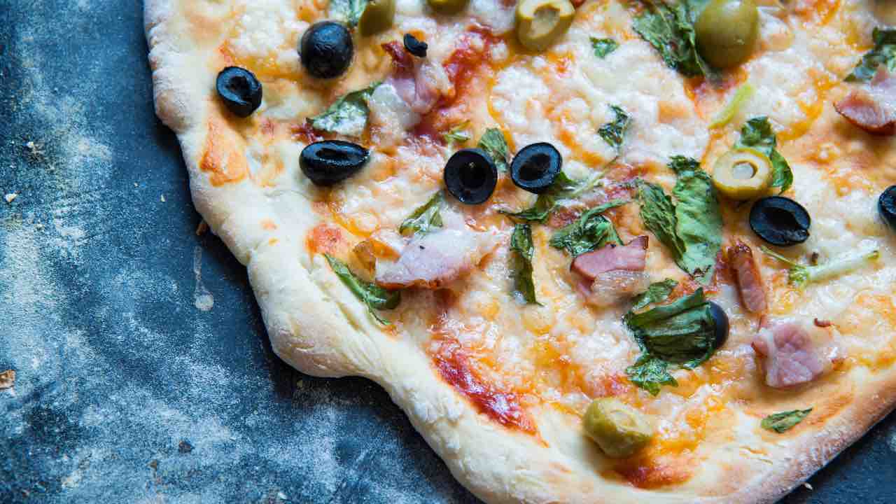 PIZZA PERFETTA FATTA IN CASA