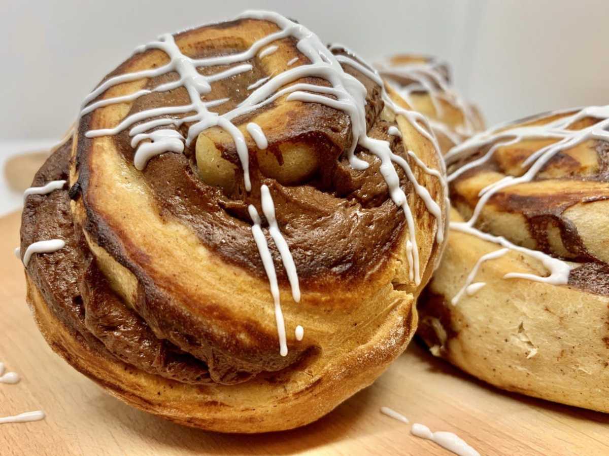 Cinnamon rolls speciali, golosi e leggeri