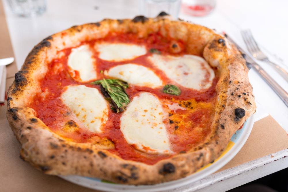 la vera ricetta della pizza napoletana