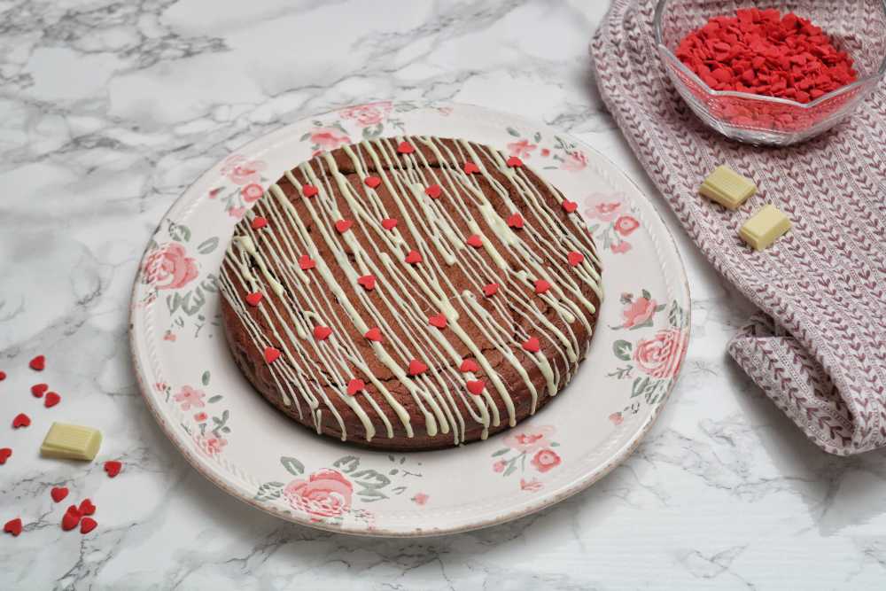 Torta al doppio cioccolato dal cuore fondente