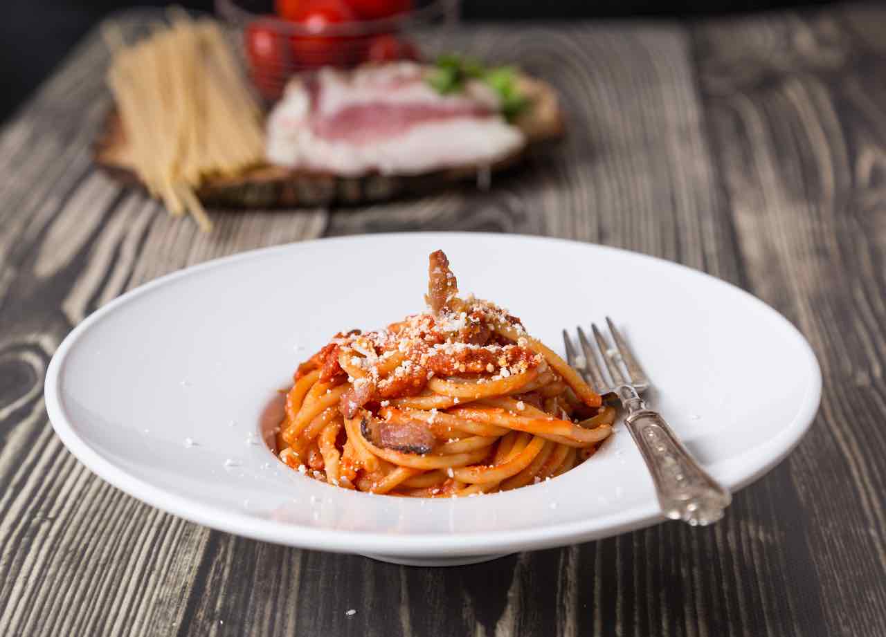 bucatini all'amatriciana