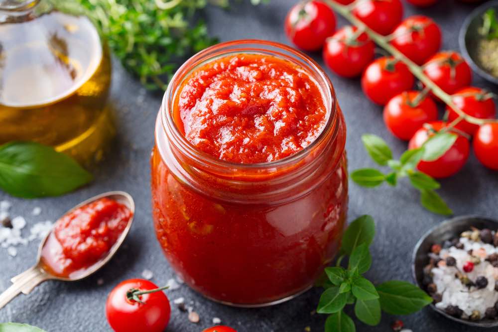 Pomodoro troppo acidulo per il sugo? Ecco come togliere l'acidità