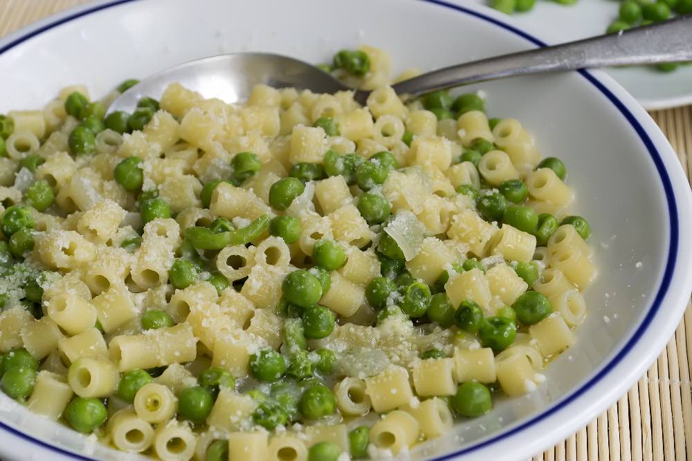 pasta e piselli cremosa