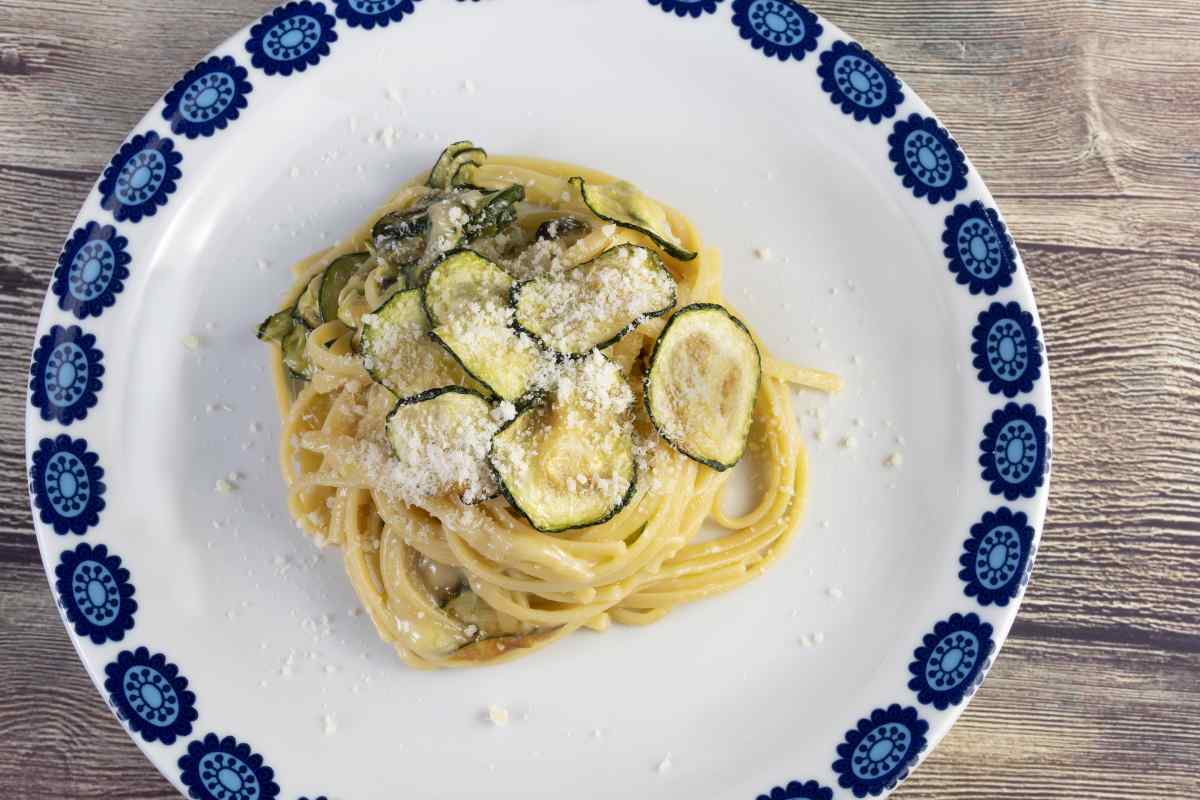 Spaghetti con zucchine