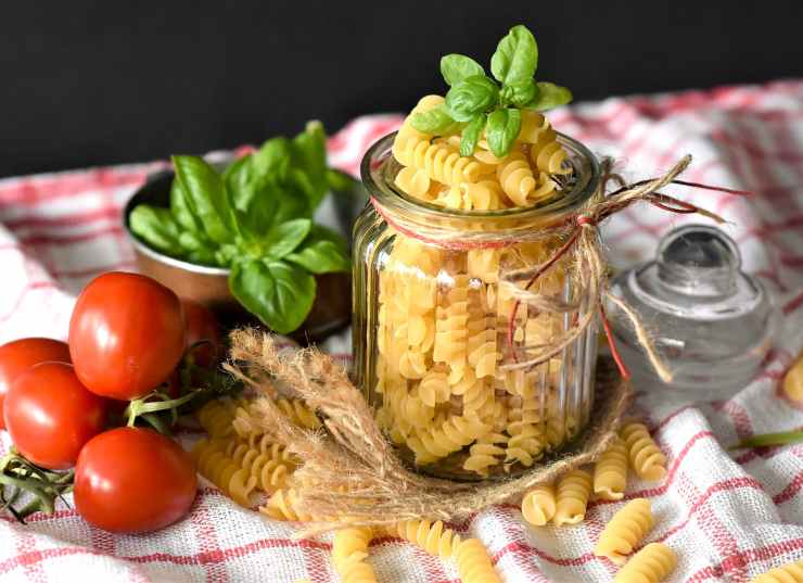 Fusilli e pomodori