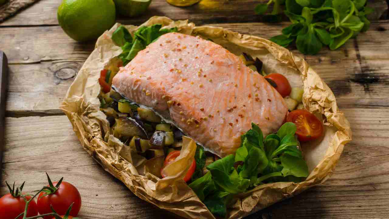 salmone pepe rosa lime