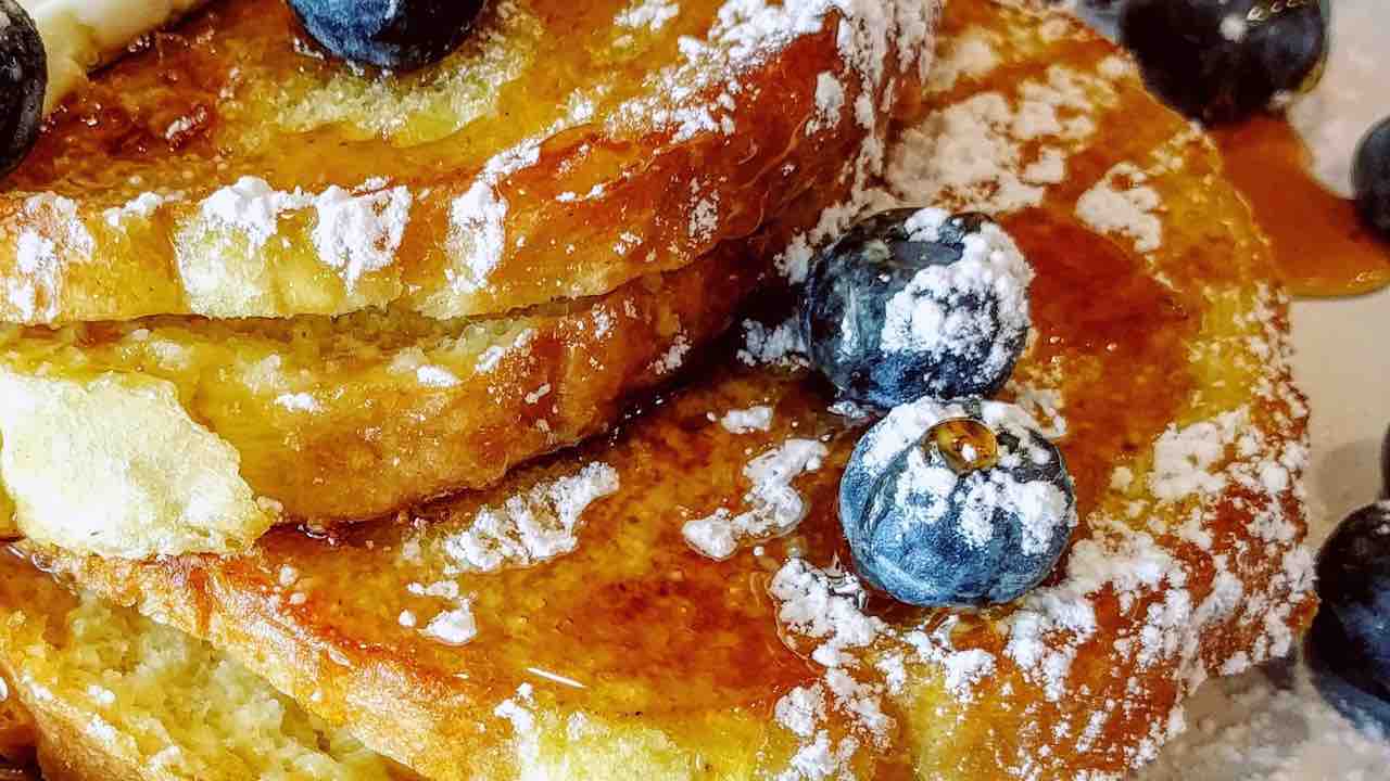 FRENCH TOAST