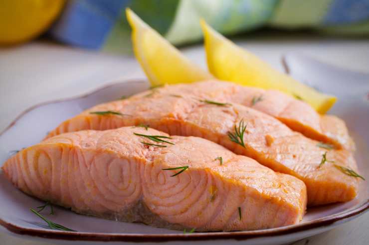 Salmone con zucchine 