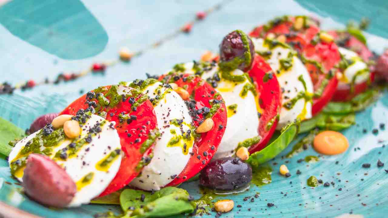 caprese salata