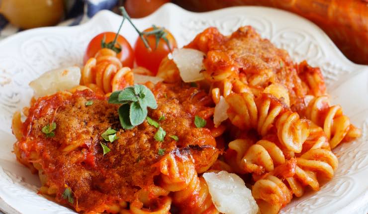 PASTA AL POMODORO