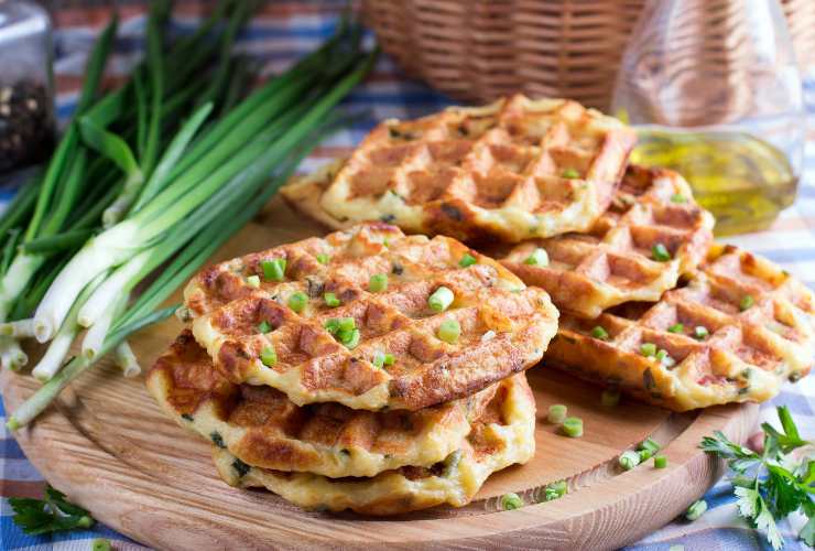 Waffle salati da farcire