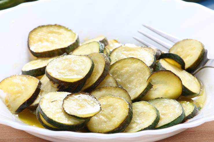 zucchine in padella