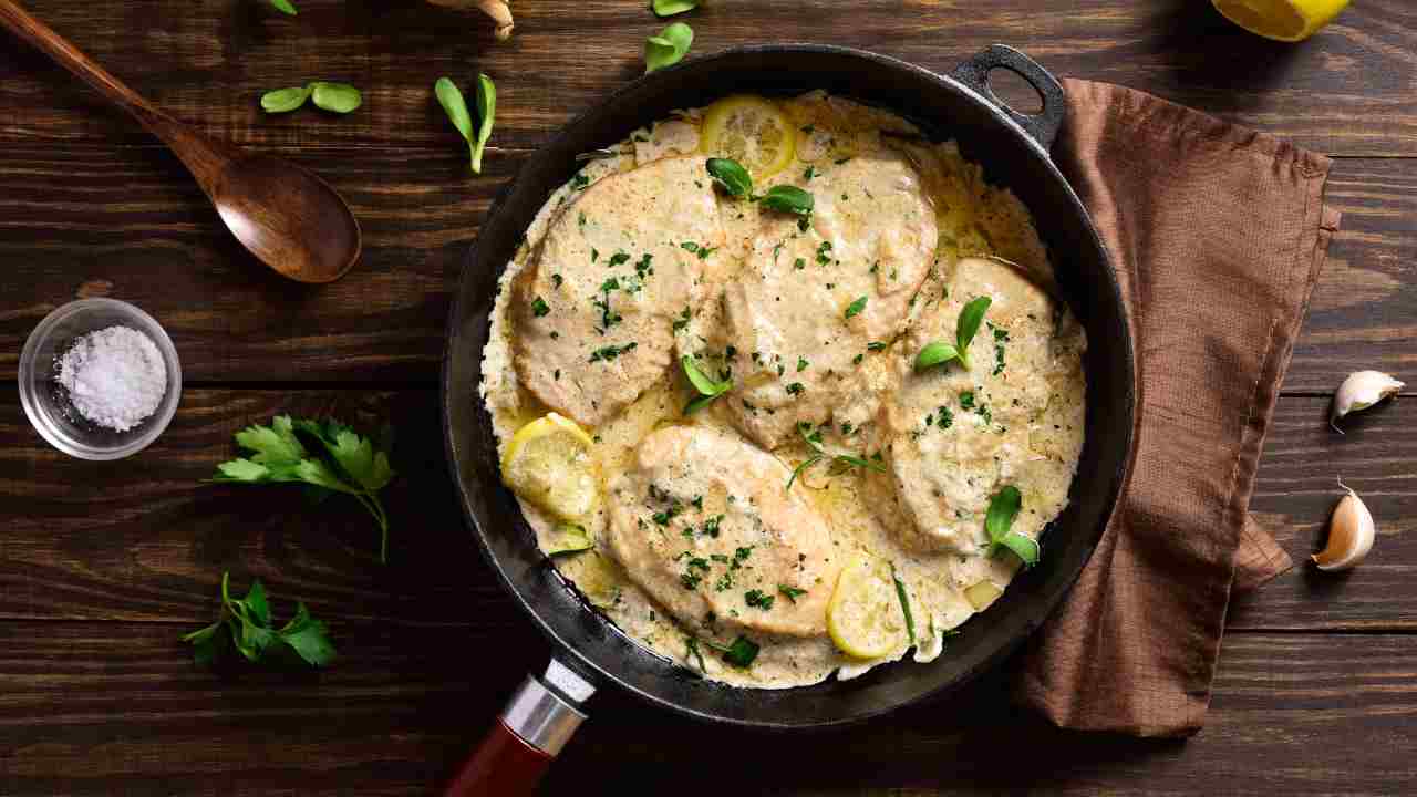 pollo con crema all'aglio