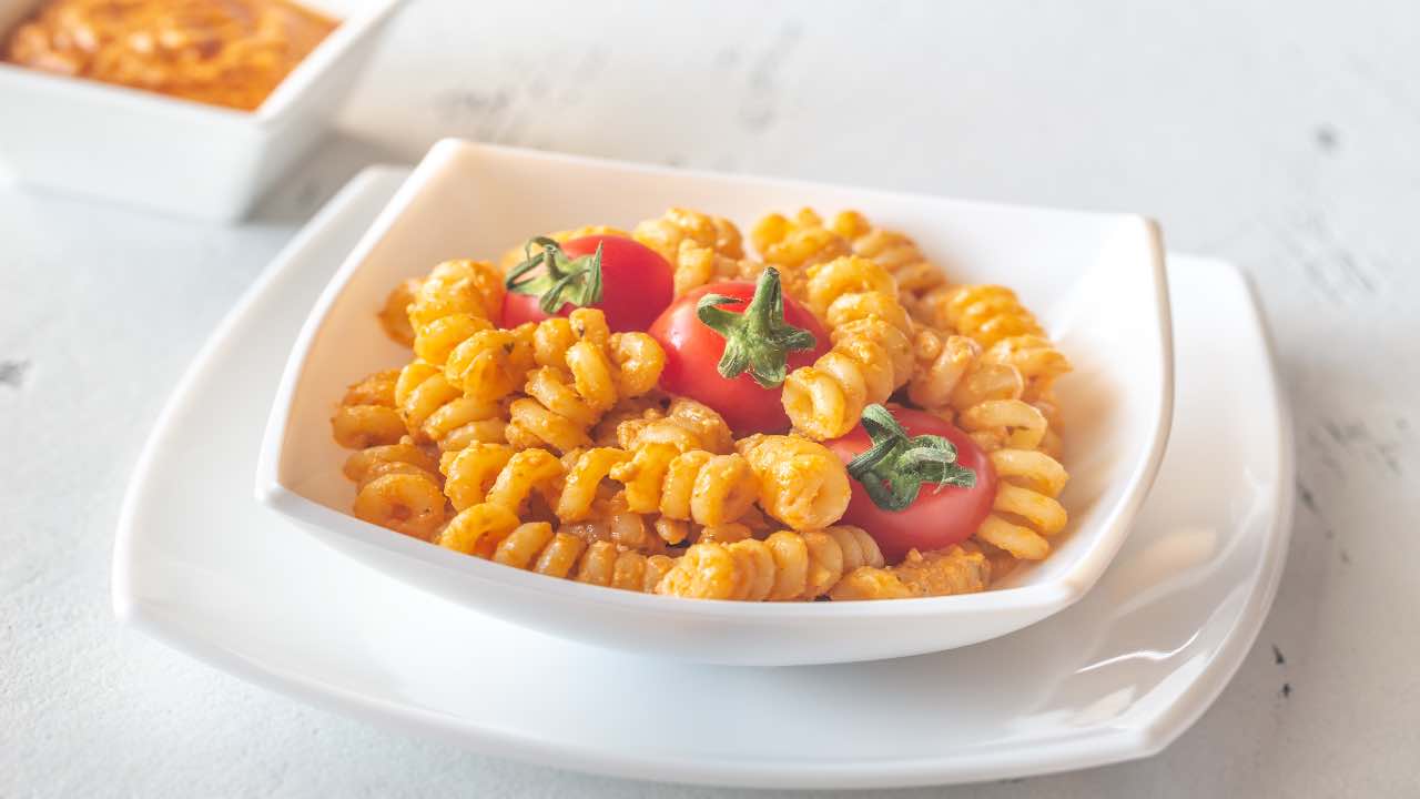 PASTA POMODORO E RICOTTA