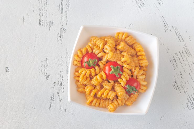 PASTA POMODORO E RICOTTA