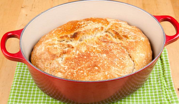 PANE IN PENTOLA senza impasto 