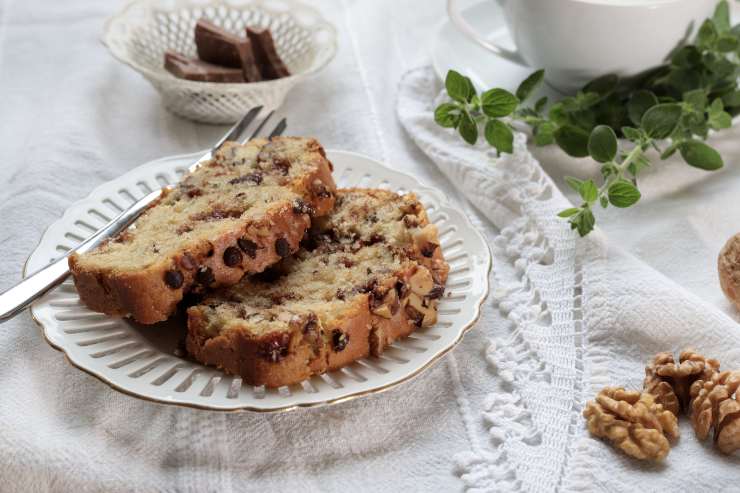 plumcake noci e cioccolato