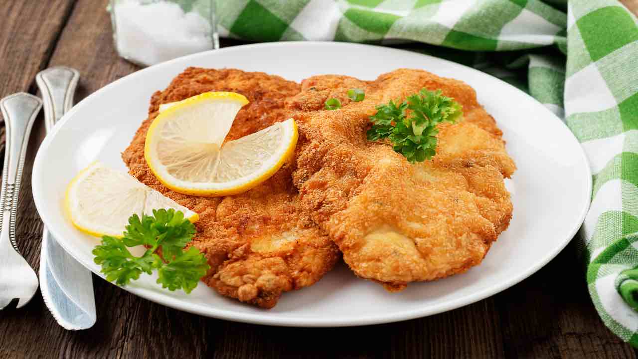 PETTO DI POLLO IMPANATO