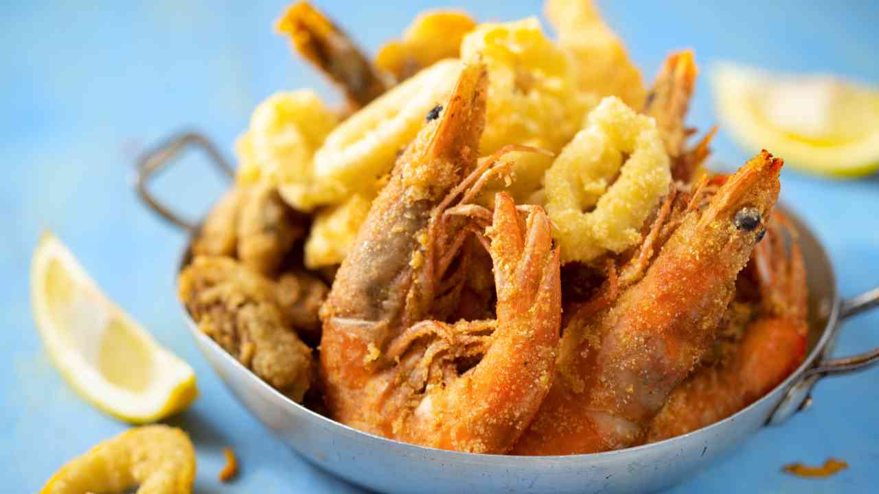 Calamari e gamberi fritti