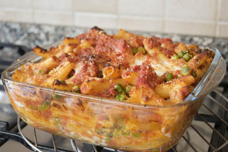 pasta al forno piselli