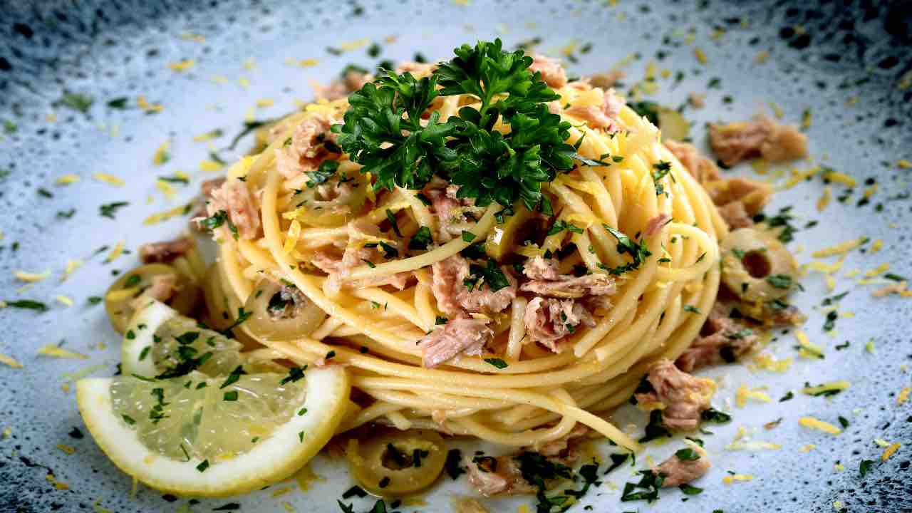 PASTA AL TONNO IN BIANCO