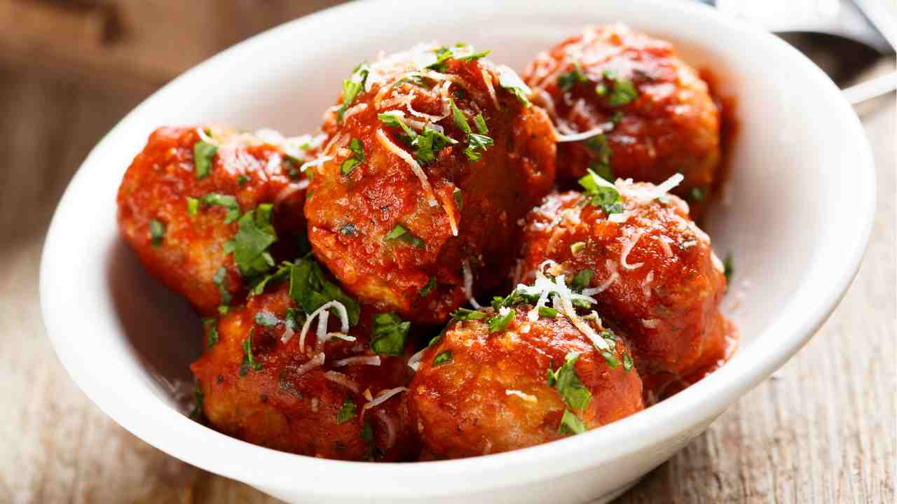 POLPETTE SUGO