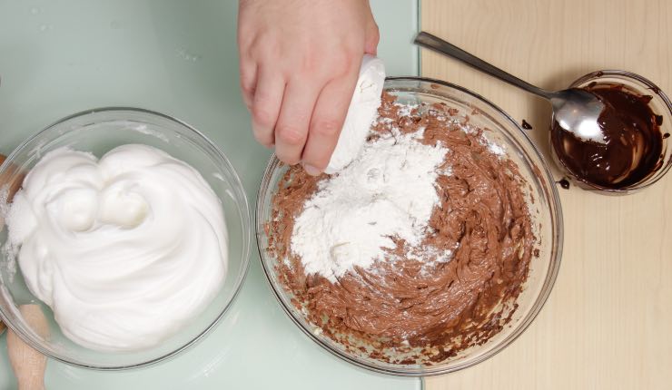 preparazione torta 