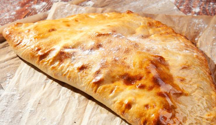 CALZONE RIPIENO 