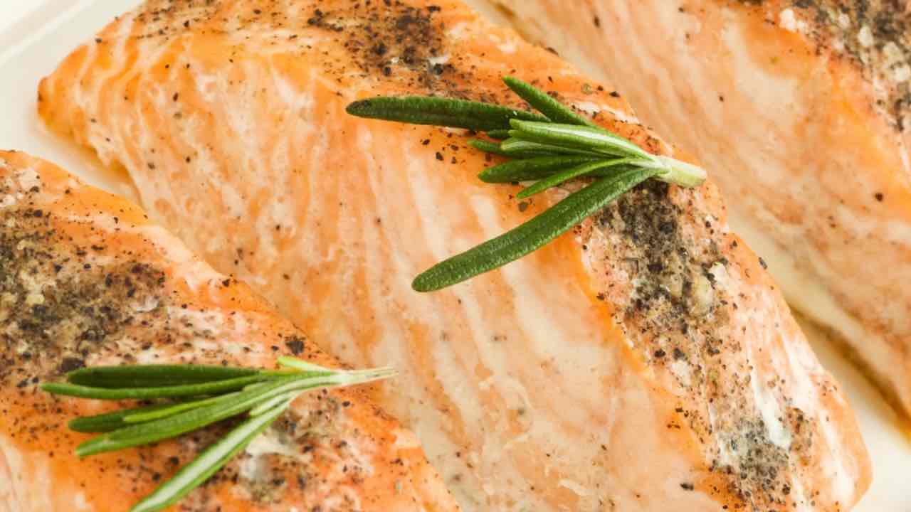 SALMONE AL FORNO