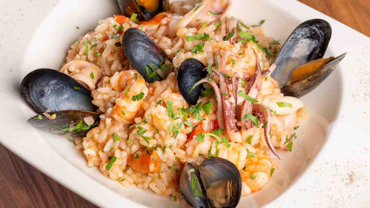 RISOTTO CON COZZE E GAMBERI