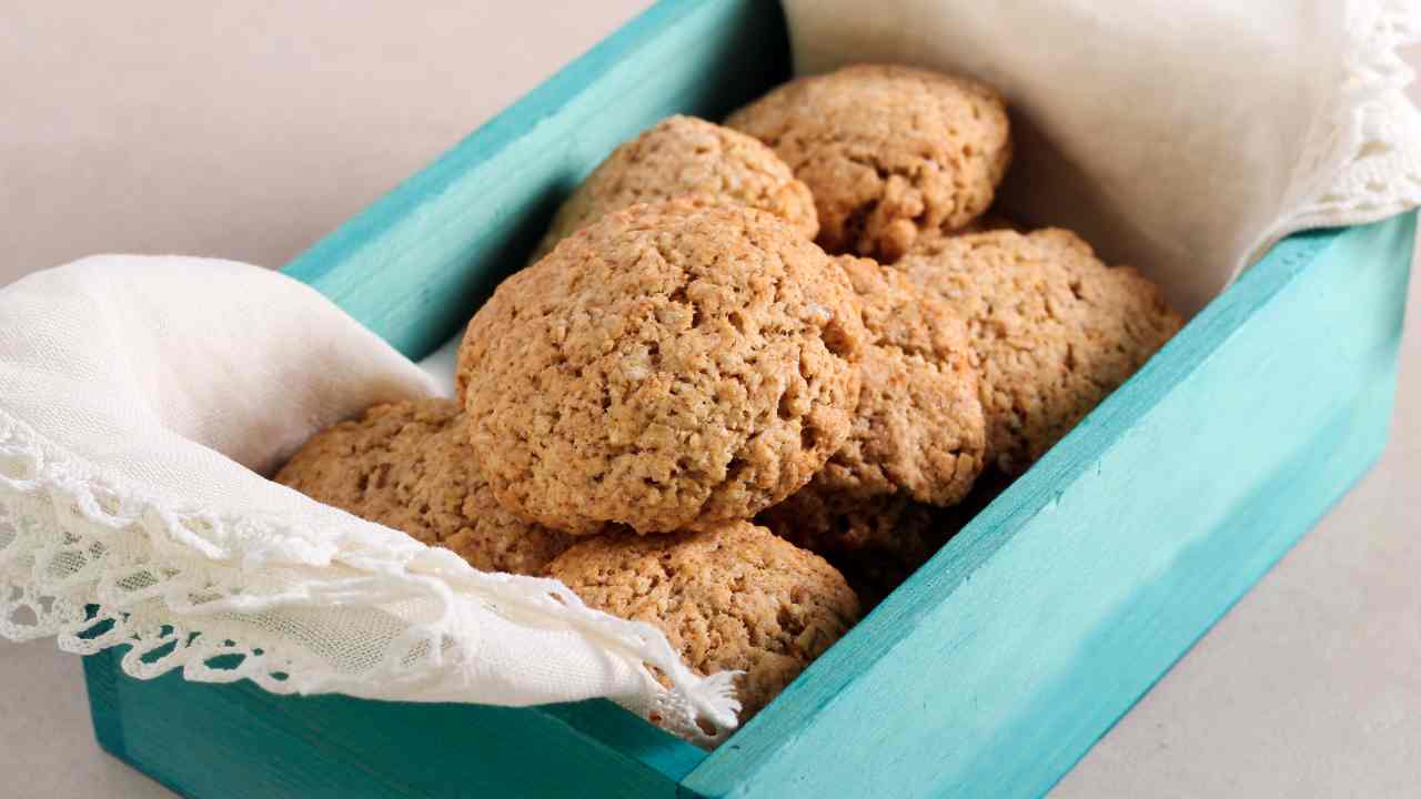 BISCOTTI DI CRUSCA IN PADELLA