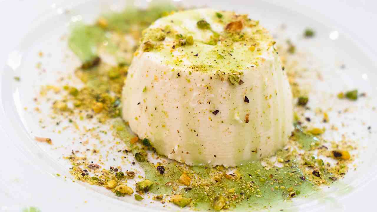 PANNA COTTA AL PISTACCHIO