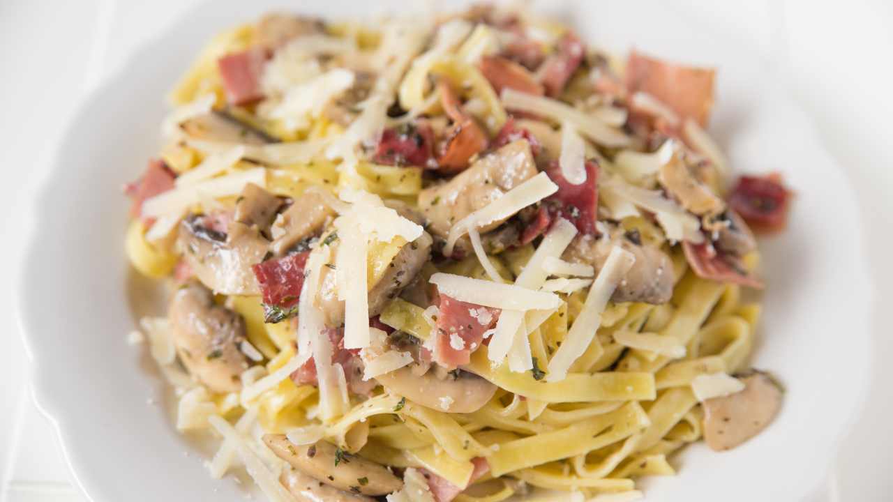 pasta funghi speck