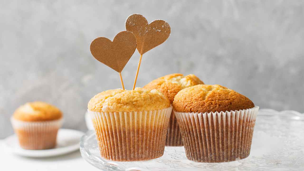 MUFFIN ALL'ARANCIA CON CUORE DI RICOTTA