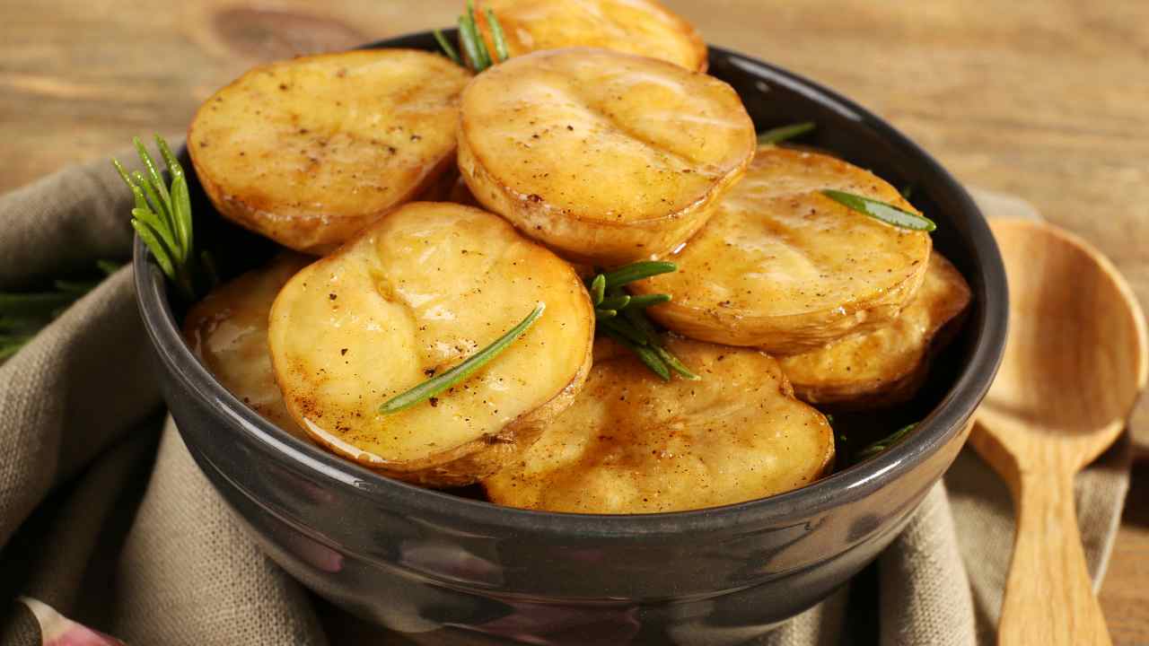 patate rosmarino