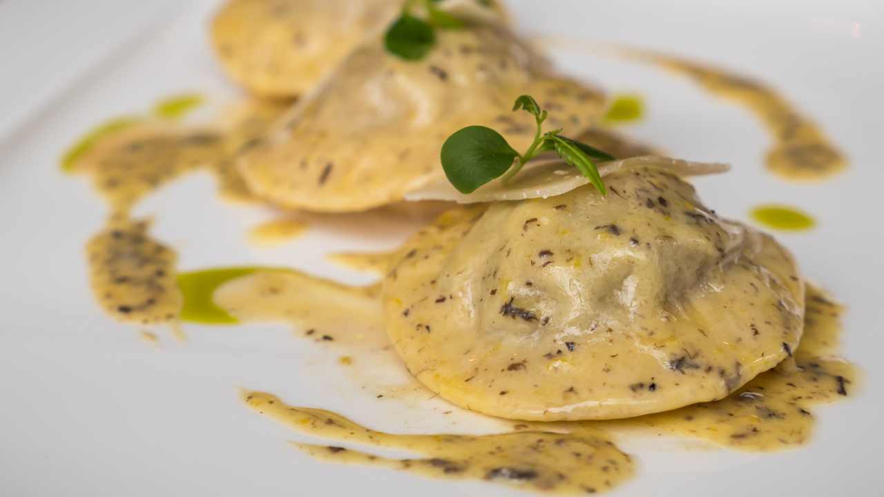 RAVIOLI AL TARTUFO