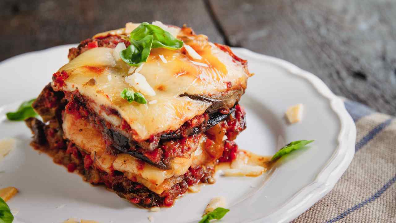 Parmigiana melanzane Cannavacciuolo