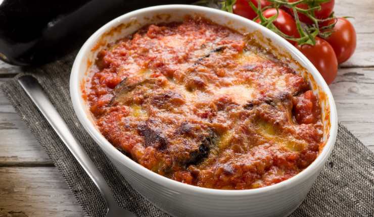 Parmigiana melanzane Cannavacciuolo