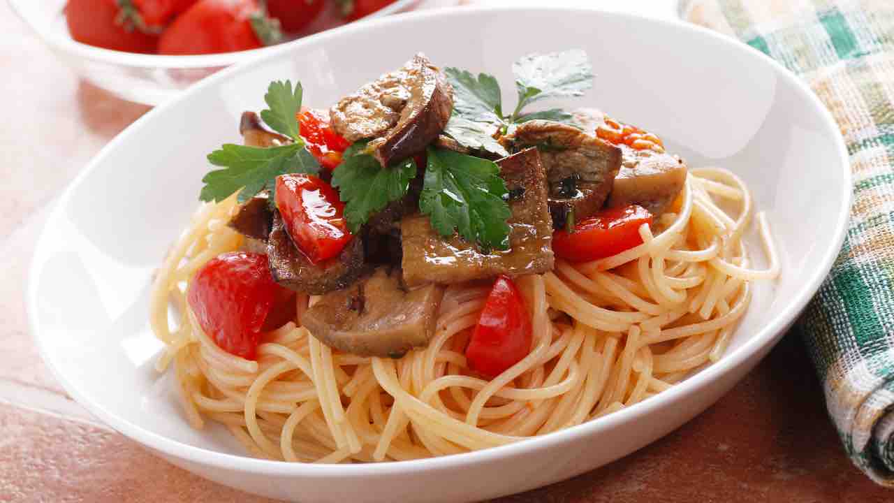 Pasta con le melanzane