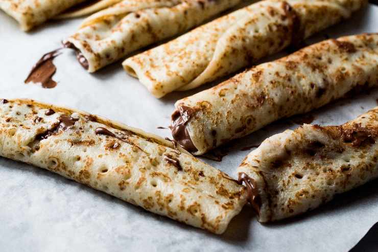 pancake arrotolato con nutella