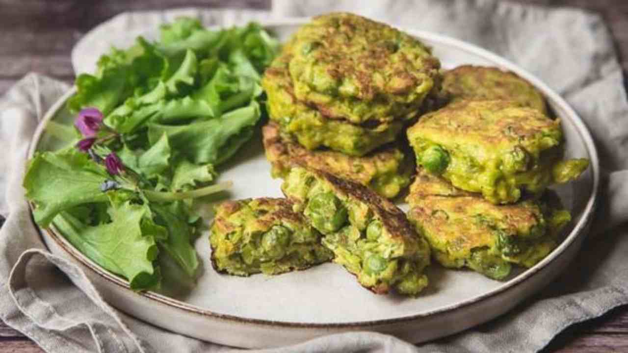 Frittelle di piselli e rucola