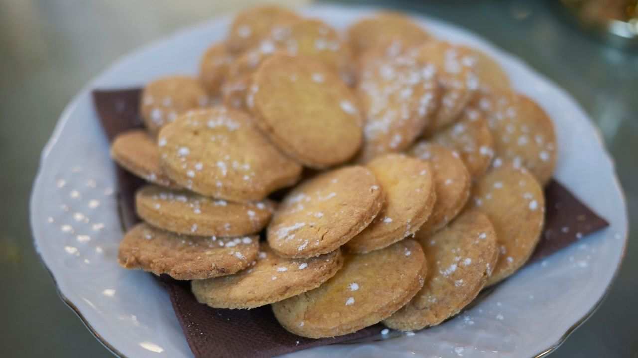 biscotti frolla al caffè con crema al cioccolato roberto valbuzzi