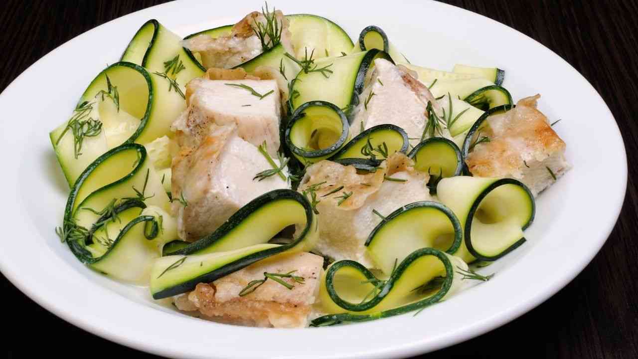 pollo zucchine provola