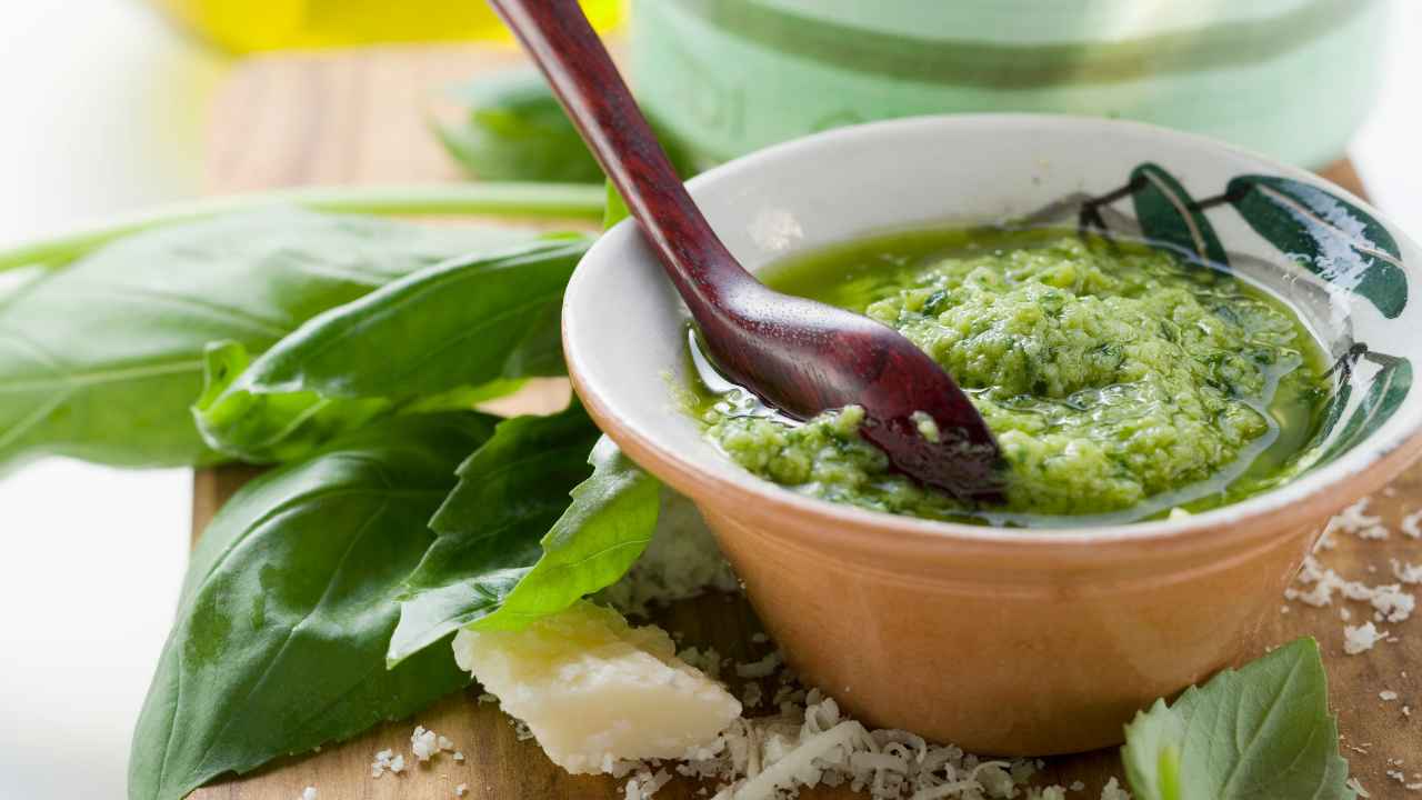 Pesto genovese preparare