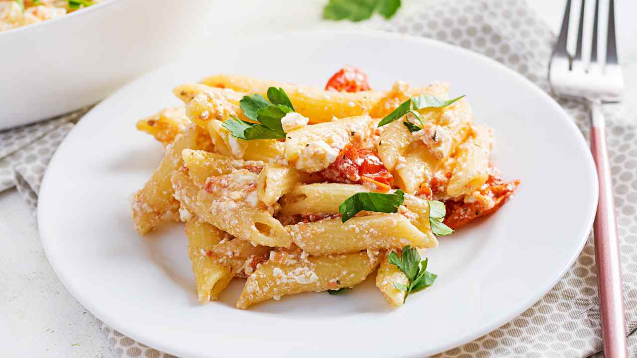  pasta con feta e pomodorini 