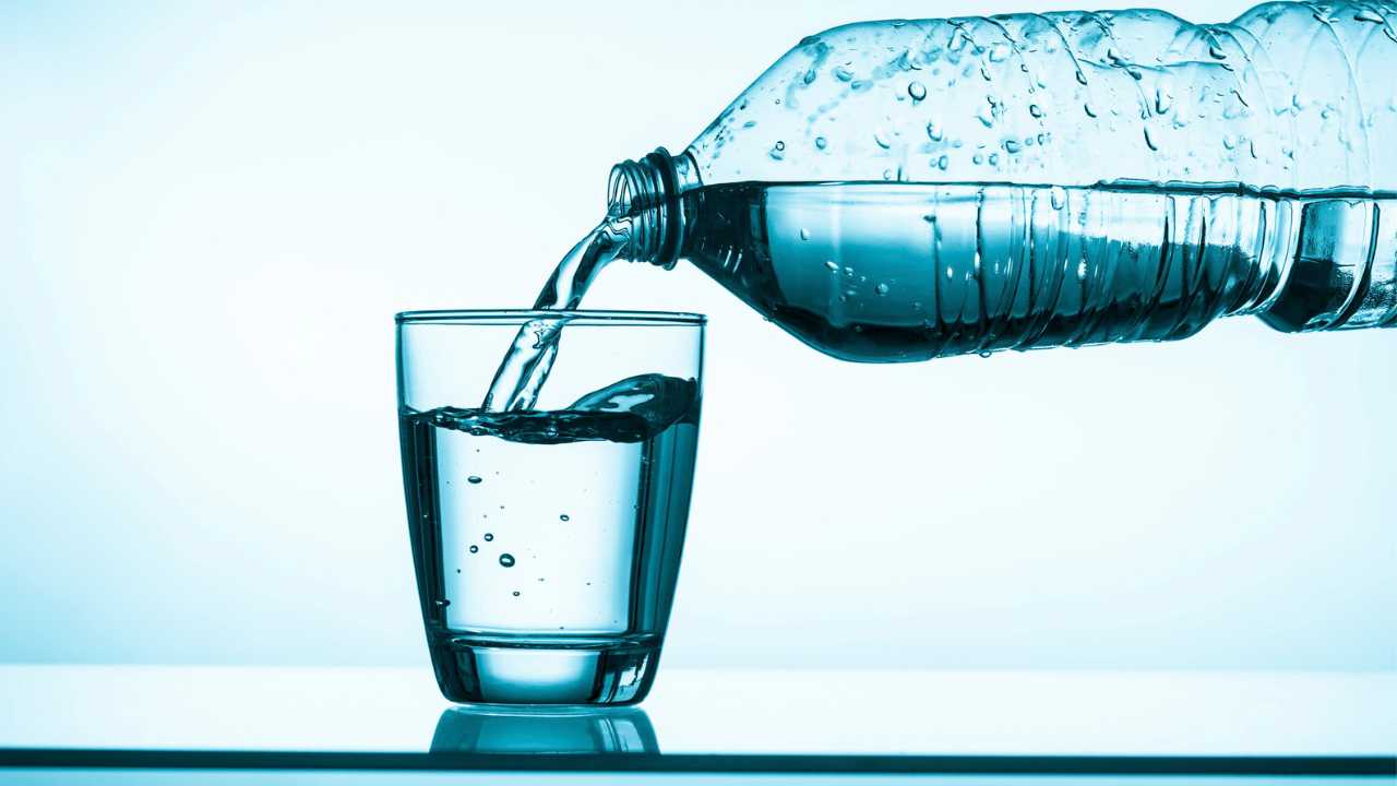 acqua minerale naturale