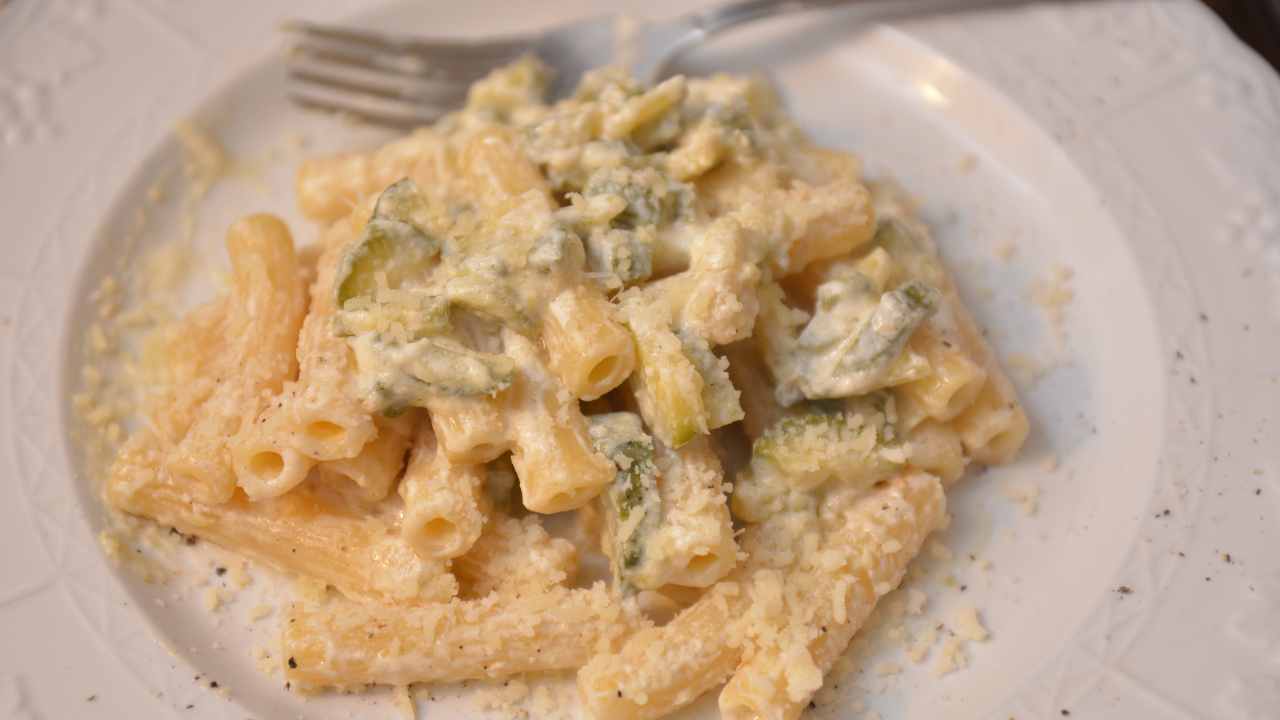 pasta ricotta e zucchine