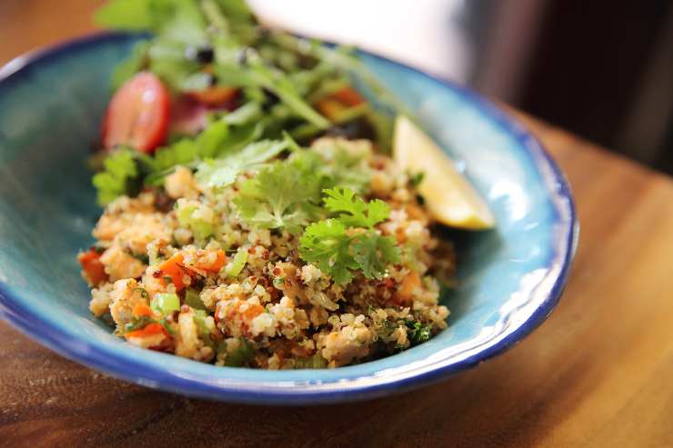 quinoa con salmone